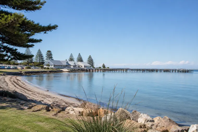 Eastern Yorke Peninsula waterfront and jetty