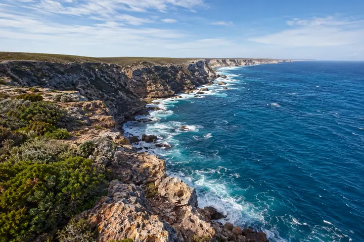 Rugged coast near Dhilba Guuranda–Innes National Park